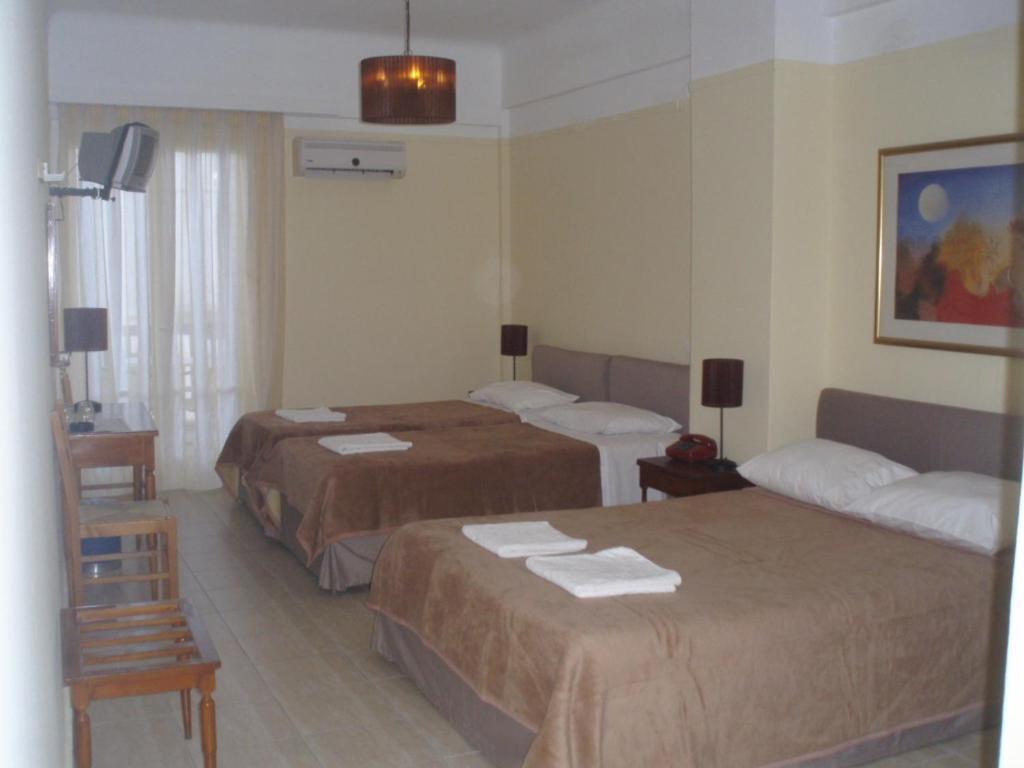 Hotel Delfinia Tínos Habitación foto